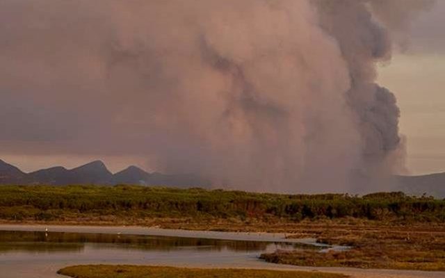 Gansbaai Verwoestende brand woed 1_1